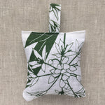 JPR Lavender Irish Linen Sachet - Wild Garlic/White